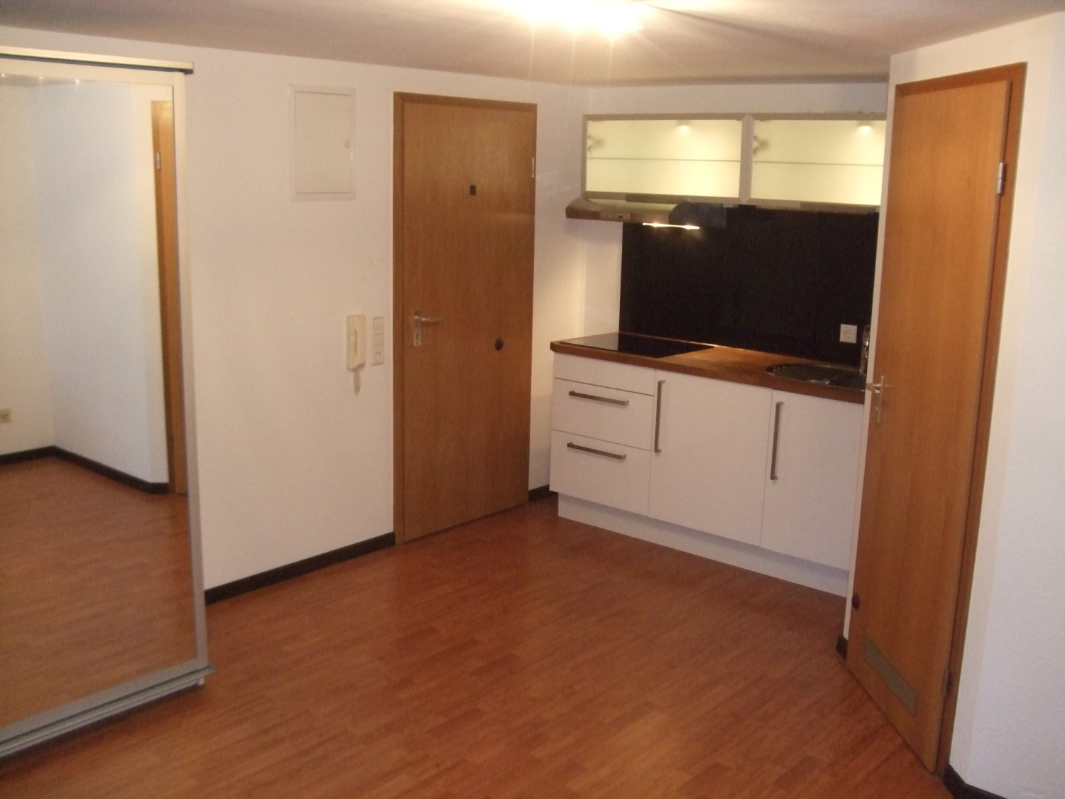 1-Zimmer Appartement in schöner Wohnlage, Stuttgart-Heumaden, Stadtbahn-Nähe